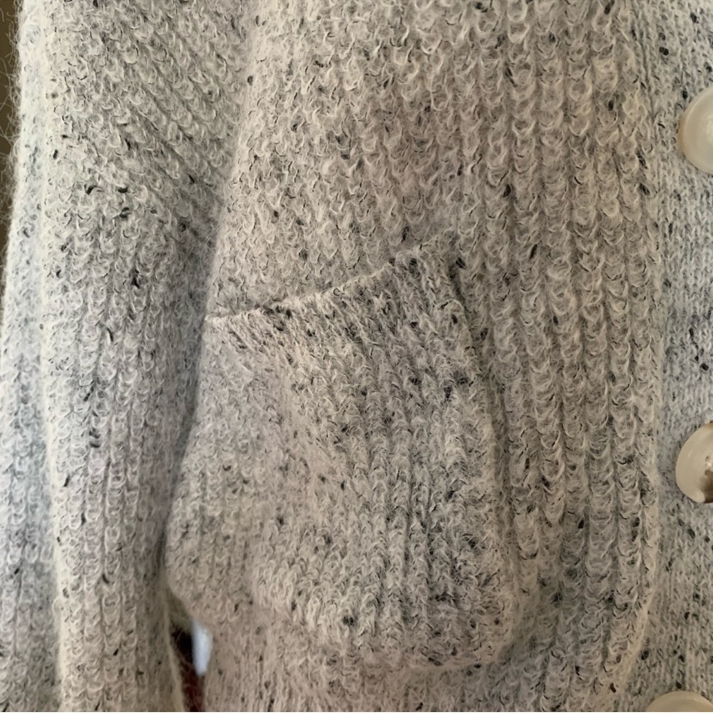 Gray Textured Knit Sweater. medium BB DAKOTA STEVE MADDEN - Picture 4 of 12